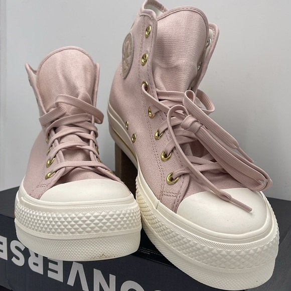 Converse WMNS CTAS LIFT HI
FLUSH STONE/EGRET/GOLD A10431C Platforms Sneakers - Picture 6 of 16